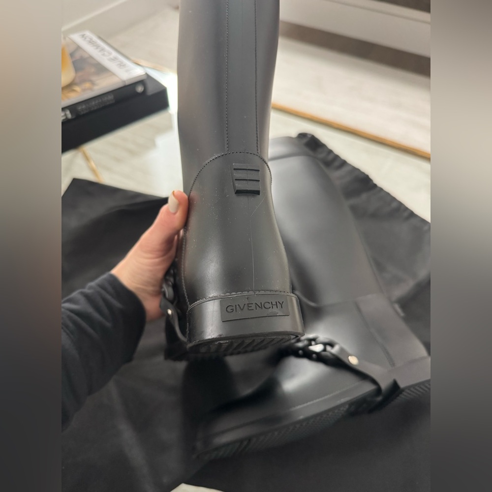 Givenchy Eva Chain Rubber Rain boots size 37 - Picture 9 of 14